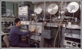 Keiji Matsumura using the original FTMW spectrometer while on sabbatical from Seinan Gakuin University in Japan (1990).